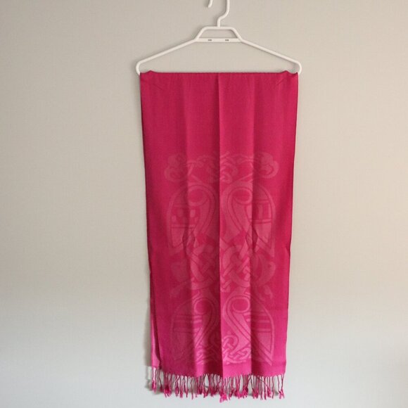 Patrick Francis 100% Wool Pink Long Fringe Warm Scarf Shawl - Picture 1 of 6
